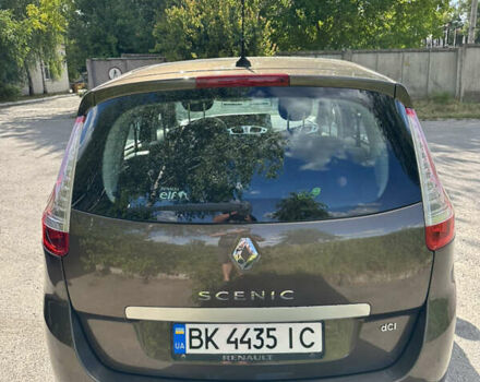 Коричневий Рено Гранд Сценік, об'ємом двигуна 1.5 л та пробігом 237 тис. км за 8300 $, фото 5 на Automoto.ua