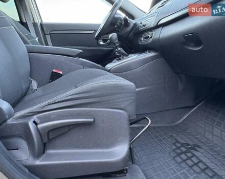 Коричневый Рено Гранд Сценик, объемом двигателя 1.9 л и пробегом 324 тыс. км за 6990 $, фото 25 на Automoto.ua