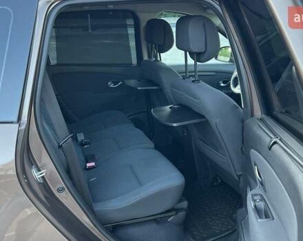 Коричневый Рено Гранд Сценик, объемом двигателя 1.5 л и пробегом 250 тыс. км за 7500 $, фото 11 на Automoto.ua