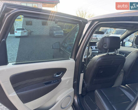 Рено Гранд Сценик 2010 в Звенигородка на Automoto.ua Коричневый Рено Гранд Сценик, объемом двигателя 1.4 л и пробегом 140 тыс. км за 6990 $, фото 42 на Automoto.ua