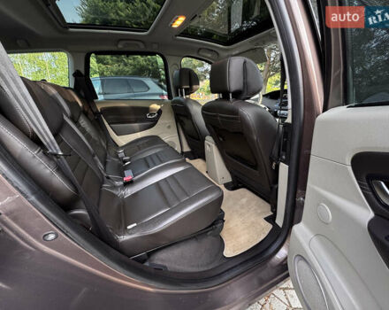 Коричневый Рено Гранд Сценик, объемом двигателя 2 л и пробегом 203 тыс. км за 8000 $, фото 22 на Automoto.ua