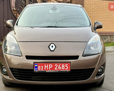 Коричневый Рено Гранд Сценик, объемом двигателя 1.4 л и пробегом 143 тыс. км за 7700 $, фото 18 на Automoto.ua