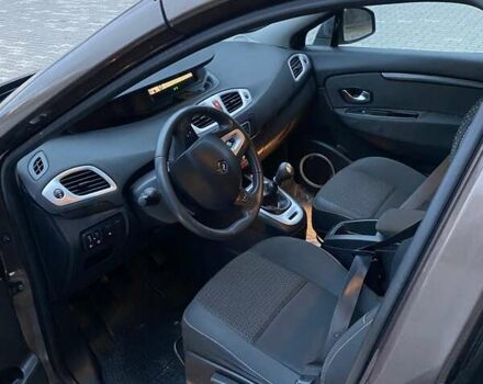 Коричневый Рено Гранд Сценик, объемом двигателя 1.4 л и пробегом 135 тыс. км за 6900 $, фото 10 на Automoto.ua