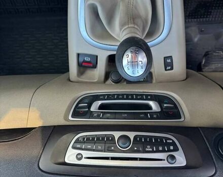 Коричневый Рено Гранд Сценик, объемом двигателя 1.4 л и пробегом 252 тыс. км за 5500 $, фото 17 на Automoto.ua