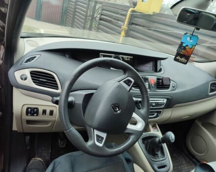 Коричневий Рено Гранд Сценік, об'ємом двигуна 1.5 л та пробігом 293 тис. км за 6500 $, фото 3 на Automoto.ua