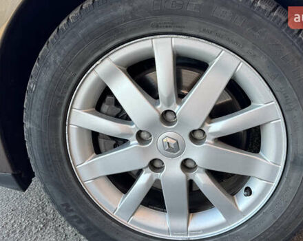 Коричневый Рено Гранд Сценик, объемом двигателя 1.9 л и пробегом 287 тыс. км за 7200 $, фото 13 на Automoto.ua