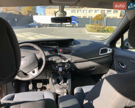 Рено Гранд Сценик 2010 в Киеве на Automoto.ua Коричневый Рено Гранд Сценик, объемом двигателя 1.4 л и пробегом 230 тыс. км за 5500 $, фото 8 на Automoto.ua