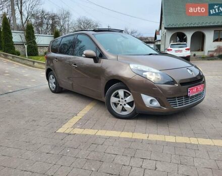 Коричневий Рено Гранд Сценік, об'ємом двигуна 1.5 л та пробігом 232 тис. км за 7550 $, фото 34 на Automoto.ua