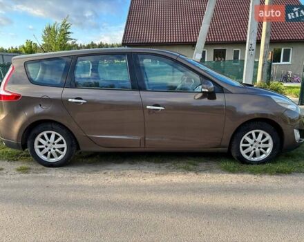 Коричневый Рено Гранд Сценик, объемом двигателя 1.4 л и пробегом 252 тыс. км за 5500 $, фото 3 на Automoto.ua