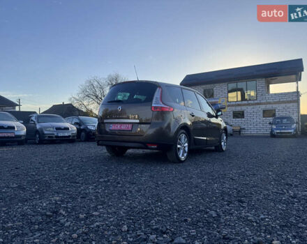 Рено Гранд Сценик 2010 в Звенигородка на Automoto.ua Коричневый Рено Гранд Сценик, объемом двигателя 1.4 л и пробегом 140 тыс. км за 6990 $, фото 14 на Automoto.ua