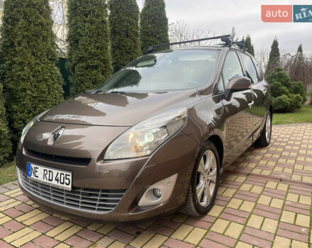 Коричневый Рено Гранд Сценик, объемом двигателя 2 л и пробегом 241 тыс. км за 8600 $, фото 17 на Automoto.ua