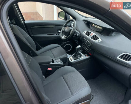 Коричневый Рено Гранд Сценик, объемом двигателя 2 л и пробегом 241 тыс. км за 8600 $, фото 54 на Automoto.ua