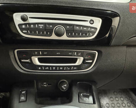 Коричневый Рено Гранд Сценик, объемом двигателя 1.9 л и пробегом 287 тыс. км за 7200 $, фото 22 на Automoto.ua