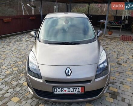 Коричневый Рено Гранд Сценик, объемом двигателя 1.9 л и пробегом 249 тыс. км за 6999 $, фото 20 на Automoto.ua