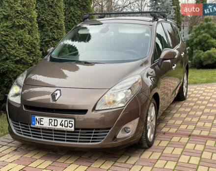 Коричневый Рено Гранд Сценик, объемом двигателя 2 л и пробегом 241 тыс. км за 8600 $, фото 21 на Automoto.ua