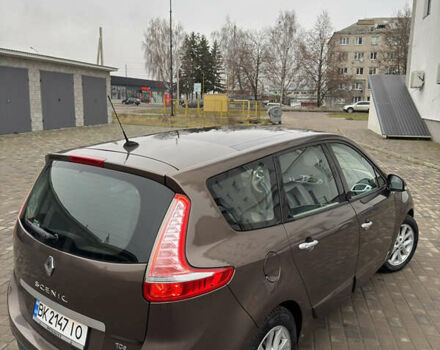 Коричневый Рено Гранд Сценик, объемом двигателя 1.4 л и пробегом 203 тыс. км за 6700 $, фото 7 на Automoto.ua