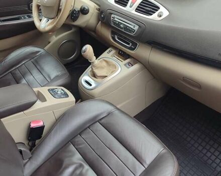 Коричневый Рено Гранд Сценик, объемом двигателя 1.9 л и пробегом 247 тыс. км за 7500 $, фото 16 на Automoto.ua