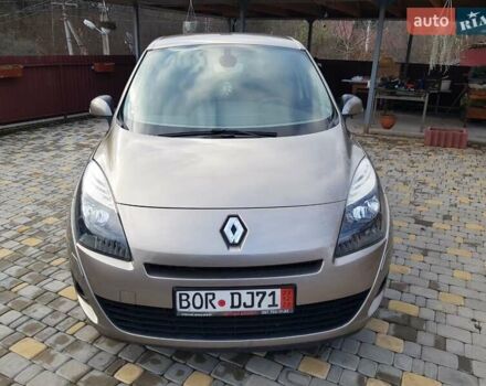 Коричневый Рено Гранд Сценик, объемом двигателя 1.9 л и пробегом 249 тыс. км за 6999 $, фото 23 на Automoto.ua