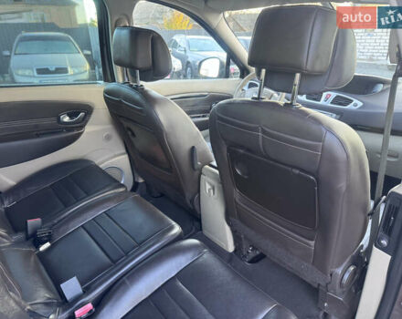 Рено Гранд Сценик 2010 в Звенигородка на Automoto.ua Коричневый Рено Гранд Сценик, объемом двигателя 1.4 л и пробегом 140 тыс. км за 6990 $, фото 37 на Automoto.ua