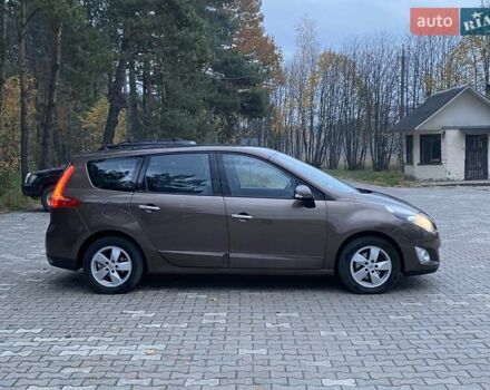 Коричневый Рено Гранд Сценик, объемом двигателя 1.4 л и пробегом 135 тыс. км за 6900 $, фото 3 на Automoto.ua