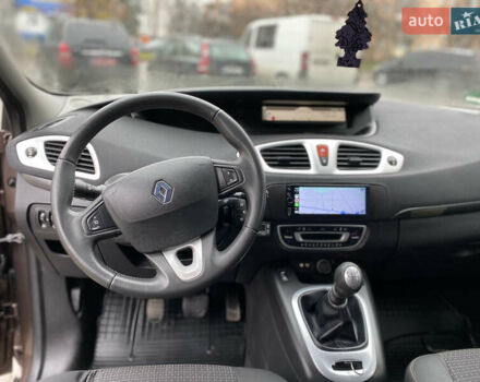 Коричневый Рено Гранд Сценик, объемом двигателя 1.5 л и пробегом 233 тыс. км за 6999 $, фото 21 на Automoto.ua