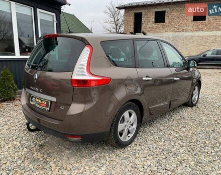 Коричневий Рено Гранд Сценік, об'ємом двигуна 1.87 л та пробігом 332 тис. км за 7499 $, фото 3 на Automoto.ua