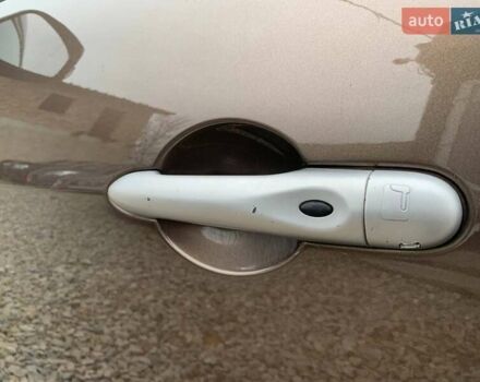 Коричневий Рено Гранд Сценік, об'ємом двигуна 1.87 л та пробігом 332 тис. км за 7499 $, фото 7 на Automoto.ua