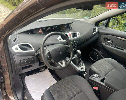 Коричневый Рено Гранд Сценик, объемом двигателя 2 л и пробегом 241 тыс. км за 8600 $, фото 32 на Automoto.ua