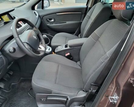Коричневий Рено Гранд Сценік, об'ємом двигуна 1.5 л та пробігом 232 тис. км за 7550 $, фото 9 на Automoto.ua