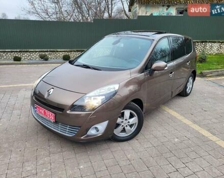 Коричневий Рено Гранд Сценік, об'ємом двигуна 1.5 л та пробігом 232 тис. км за 7550 $, фото 33 на Automoto.ua