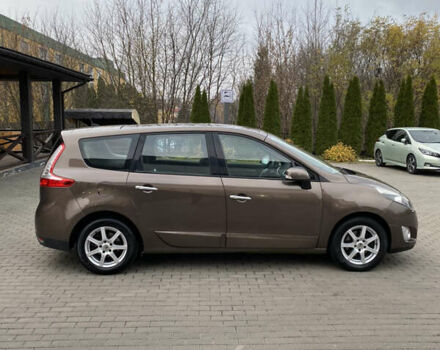 Коричневый Рено Гранд Сценик, объемом двигателя 1.4 л и пробегом 181 тыс. км за 6100 $, фото 5 на Automoto.ua