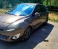 Коричневий Рено Гранд Сценік, об'ємом двигуна 1.9 л та пробігом 240 тис. км за 7200 $, фото 1 на Automoto.ua