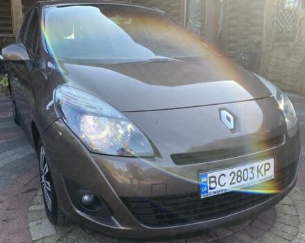 Коричневый Рено Гранд Сценик, объемом двигателя 1.46 л и пробегом 310 тыс. км за 6600 $, фото 17 на Automoto.ua