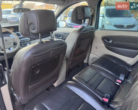 Рено Гранд Сценик 2010 в Звенигородка на Automoto.ua Коричневый Рено Гранд Сценик, объемом двигателя 1.4 л и пробегом 140 тыс. км за 6990 $, фото 41 на Automoto.ua