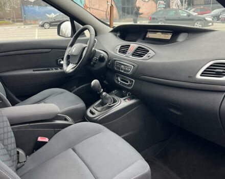 Коричневий Рено Гранд Сценік, об'ємом двигуна 1.6 л та пробігом 280 тис. км за 7350 $, фото 5 на Automoto.ua