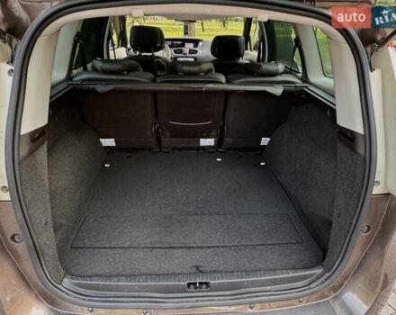 Коричневый Рено Гранд Сценик, объемом двигателя 2 л и пробегом 203 тыс. км за 8000 $, фото 26 на Automoto.ua