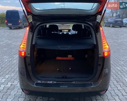 Коричневый Рено Гранд Сценик, объемом двигателя 1.4 л и пробегом 135 тыс. км за 6900 $, фото 7 на Automoto.ua