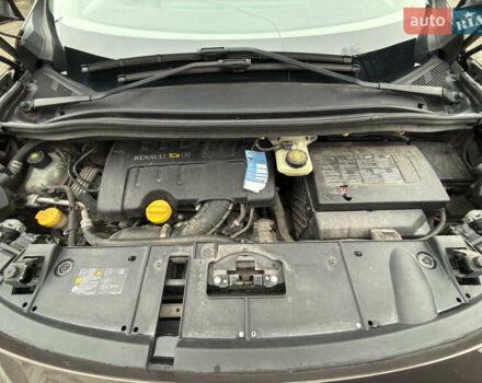 Коричневый Рено Гранд Сценик, объемом двигателя 1.4 л и пробегом 203 тыс. км за 6700 $, фото 18 на Automoto.ua