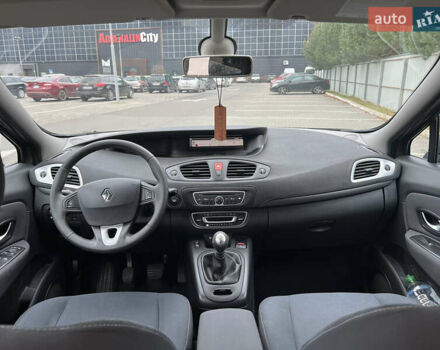 Коричневий Рено Гранд Сценік, об'ємом двигуна 1.6 л та пробігом 280 тис. км за 7350 $, фото 4 на Automoto.ua