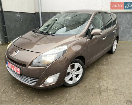 Коричневый Рено Гранд Сценик, объемом двигателя 1.5 л и пробегом 233 тыс. км за 6999 $, фото 1 на Automoto.ua