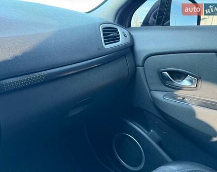 Коричневий Рено Гранд Сценік, об'ємом двигуна 2 л та пробігом 278 тис. км за 7500 $, фото 30 на Automoto.ua