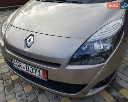 Коричневый Рено Гранд Сценик, объемом двигателя 1.9 л и пробегом 249 тыс. км за 6999 $, фото 17 на Automoto.ua
