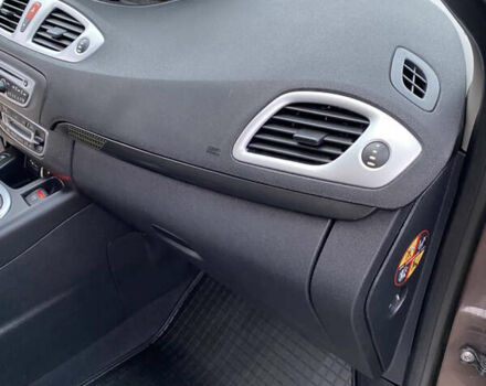 Коричневый Рено Гранд Сценик, объемом двигателя 1.4 л и пробегом 181 тыс. км за 6100 $, фото 19 на Automoto.ua