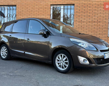 Коричневый Рено Гранд Сценик, объемом двигателя 1.9 л и пробегом 287 тыс. км за 7200 $, фото 1 на Automoto.ua