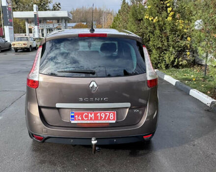 Рено Гранд Сценик 2010 в Полтаве на Automoto.ua Коричневый Рено Гранд Сценик, объемом двигателя 1.4 л и пробегом 198 тыс. км за 6950 $, фото 4 на Automoto.ua