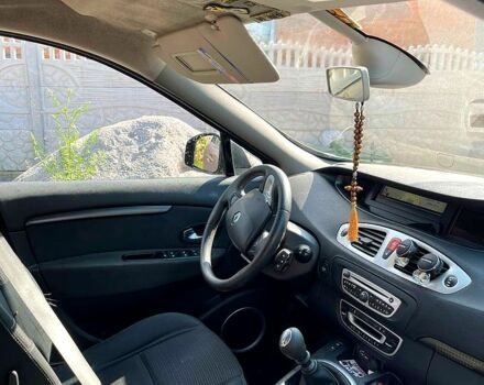 Коричневый Рено Гранд Сценик, объемом двигателя 1.5 л и пробегом 309 тыс. км за 7500 $, фото 3 на Automoto.ua