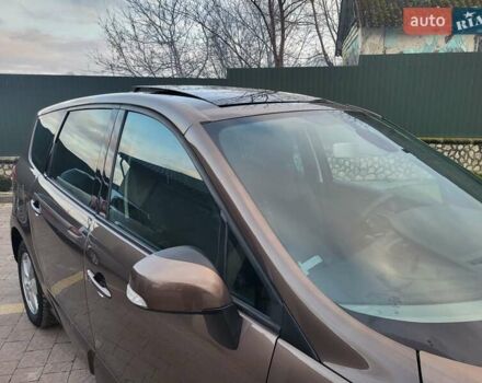 Коричневий Рено Гранд Сценік, об'ємом двигуна 1.5 л та пробігом 232 тис. км за 7550 $, фото 7 на Automoto.ua