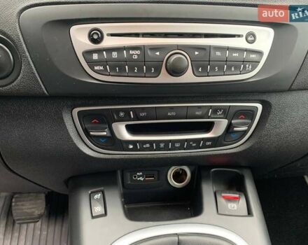 Коричневий Рено Гранд Сценік, об'ємом двигуна 1.87 л та пробігом 332 тис. км за 7499 $, фото 21 на Automoto.ua