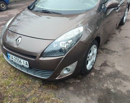 Коричневый Рено Гранд Сценик, объемом двигателя 1.9 л и пробегом 247 тыс. км за 7500 $, фото 5 на Automoto.ua