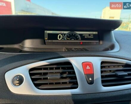 Коричневий Рено Гранд Сценік, об'ємом двигуна 2 л та пробігом 278 тис. км за 7500 $, фото 26 на Automoto.ua